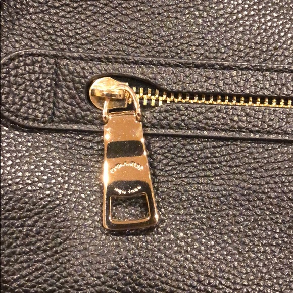 COACH Crossbody Bag - Picture 3 of 10